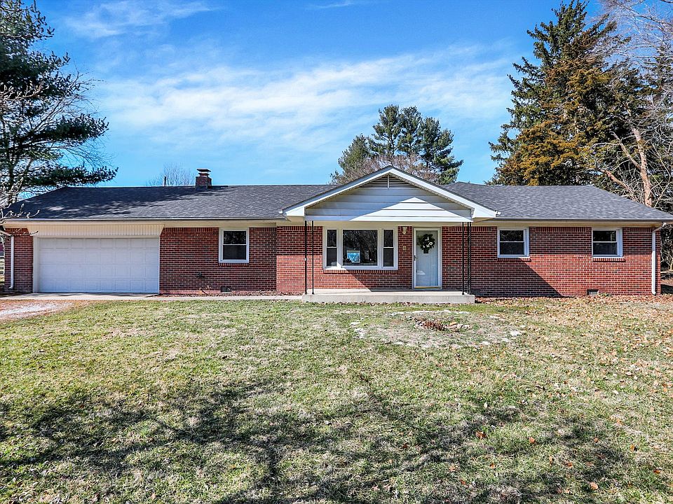 1st image of 50 Oak Lane Dr