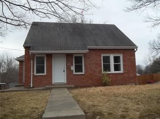 206 8th St, Crystal City, MO 63019