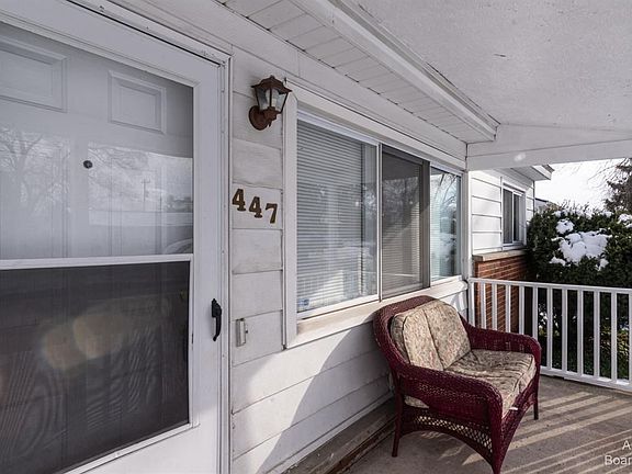 2nd image of 447 Greenlawn St