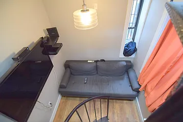 Rented by Safdie Realty Group