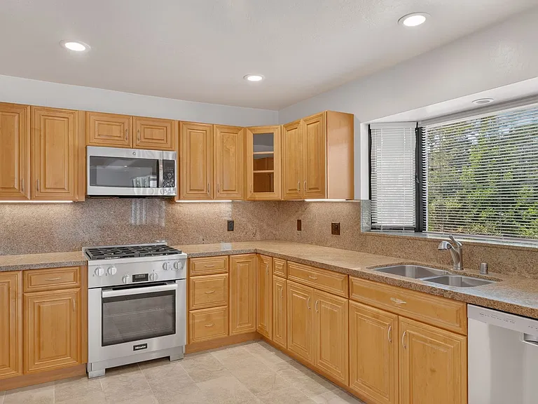 79 Del Mesa Carmel — Photo 10