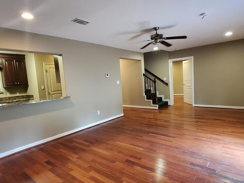 2nd image of 3805 Carmen Ave