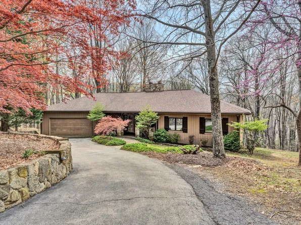 310 Saddleback Trl, Hardy, VA 24101