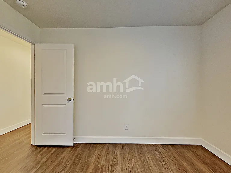 10630 138th St E — Photo 18