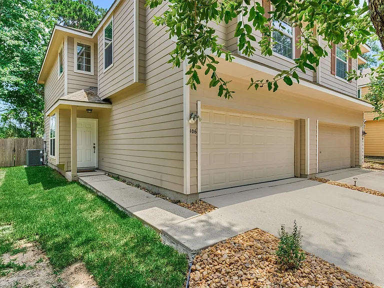 106 E Stedhill Loop — Photo 1