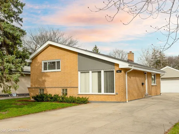441 Emmerson Ave, Itasca, IL 60143