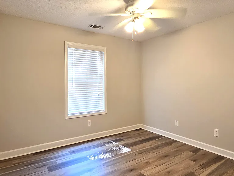 171 Laurel Oaks Ln — Photo 33