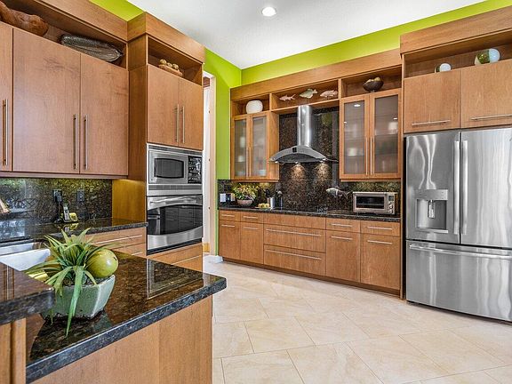 2nd image of 7032 Corning Cir