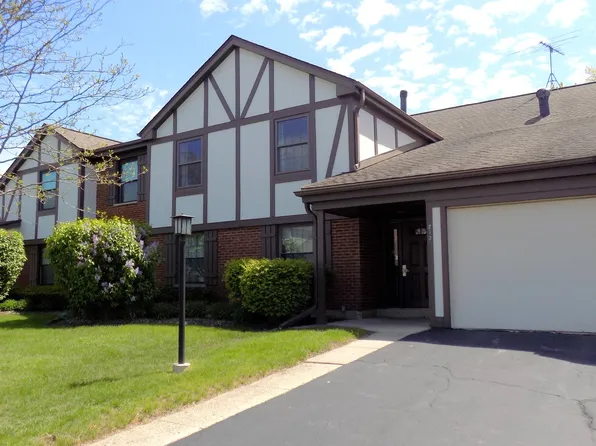 213 Scarsdale Ct Unit C2, Schaumburg, IL 60193