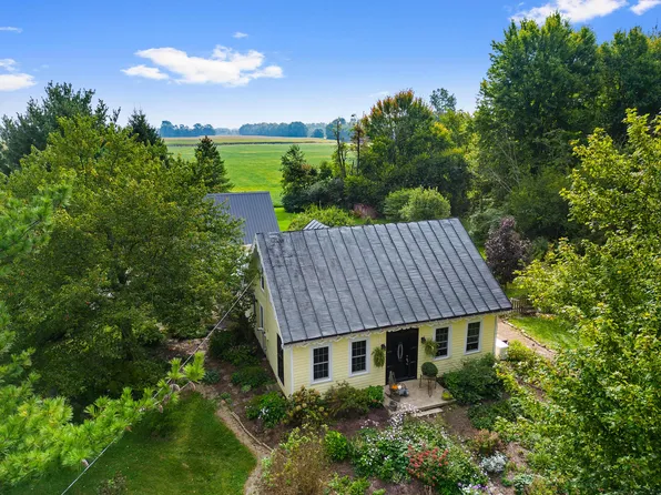 3578 Wall St, Centerburg, OH 43011