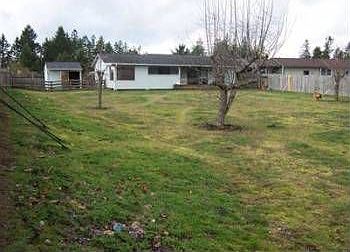 3rd image of 12101 219th Avenue Ct E