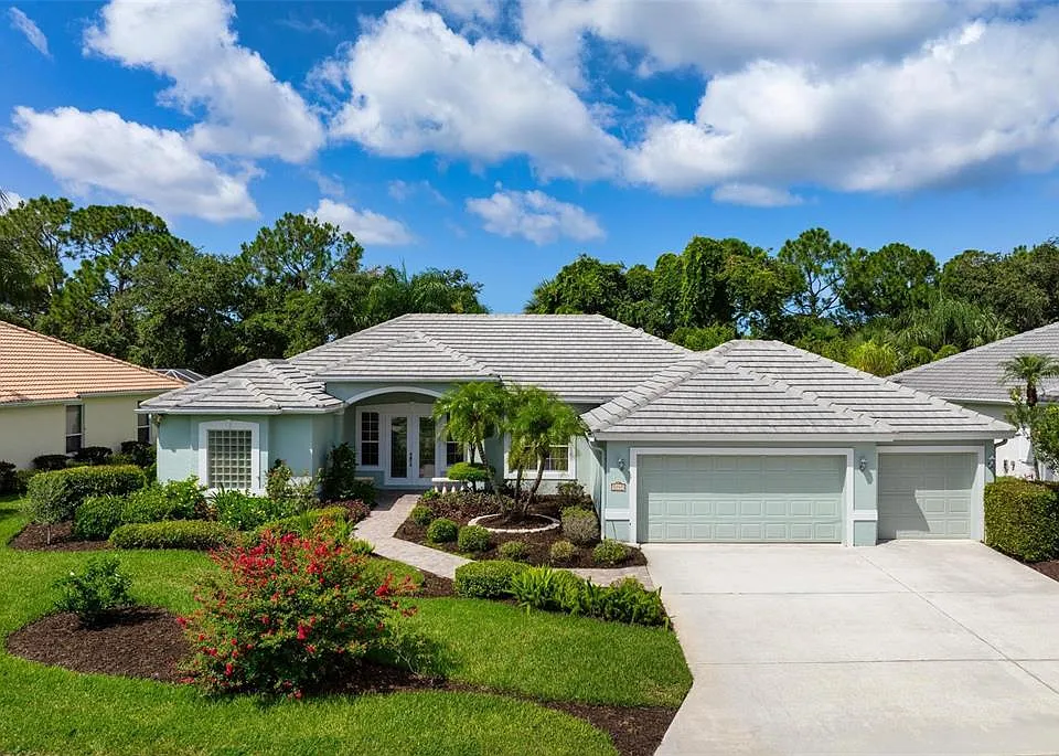 5249 Far Oak Cir