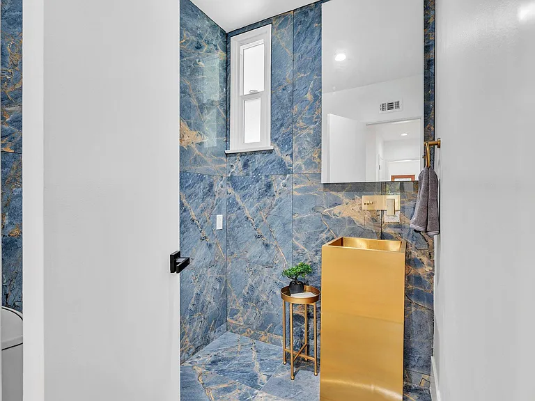 15440 Hamner Dr — Photo 16