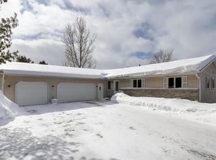 829 Moon Beam W, Hudson, WI 54016