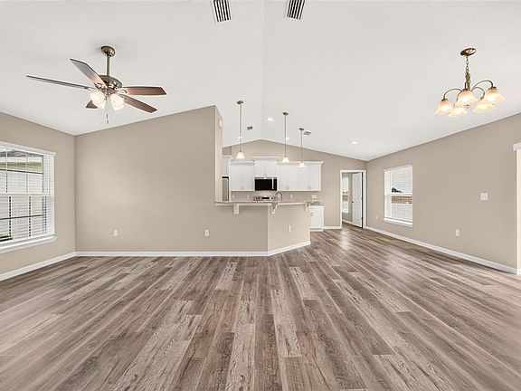 4th image of 72 OLIVE DRIVE
