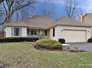 536 Viking Dr, Batavia, IL 60510