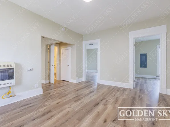 407 N Plum St, Farmland, IN 47340