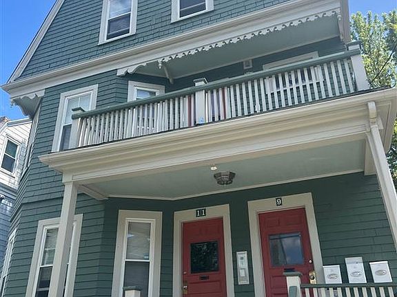 5th image of 11 Pearson Ave