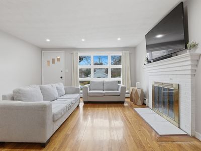 12 N Doris Ave, Brockton, MA, 02301