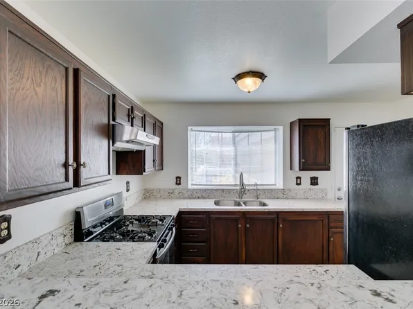 5786 Slice Dr, Las Vegas, NV 89142