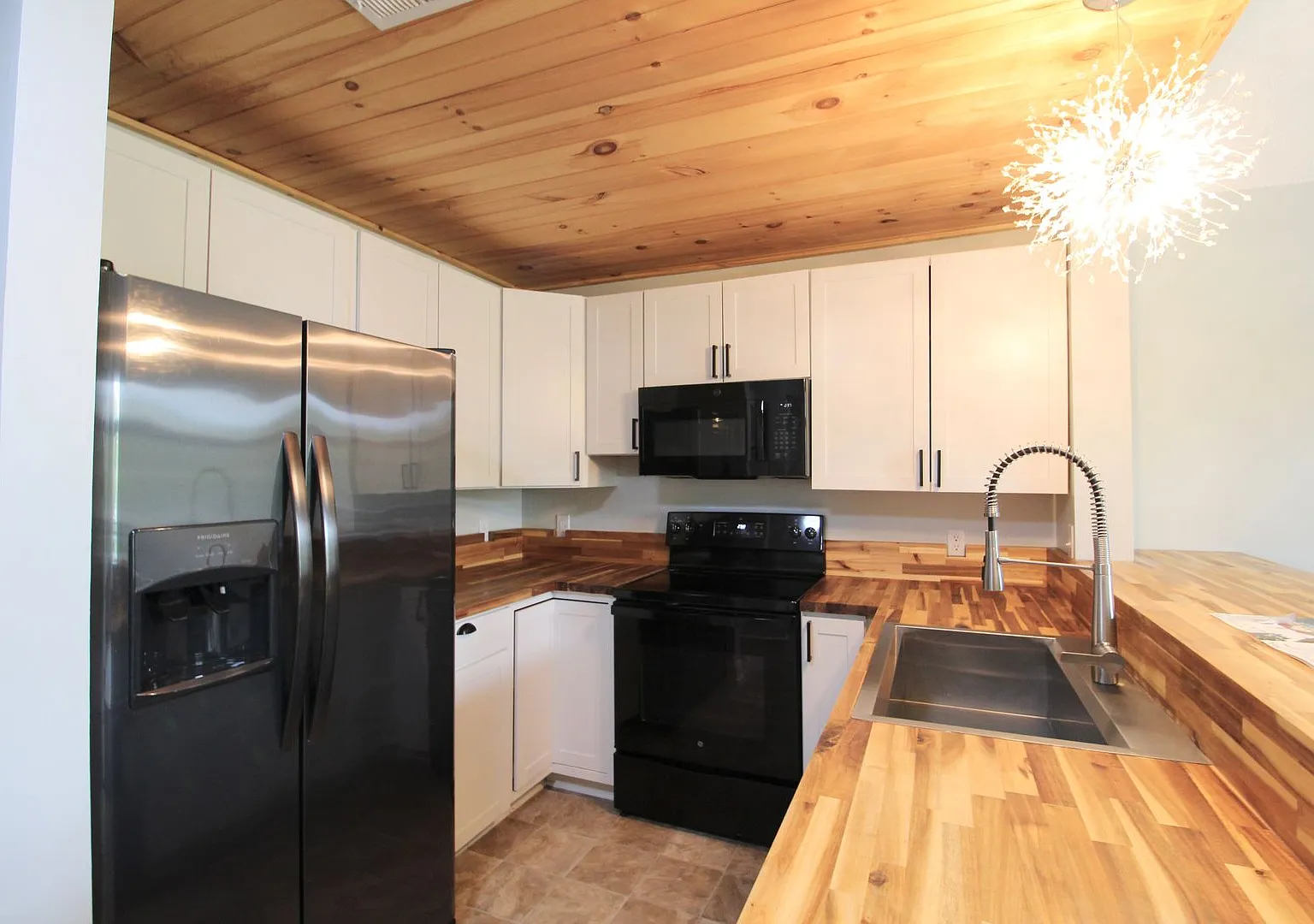 Hunters Ridge Condominiums 1330L — Photo 1