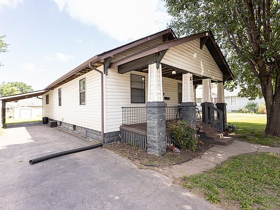 2nd image of 1209 Meridian Ave