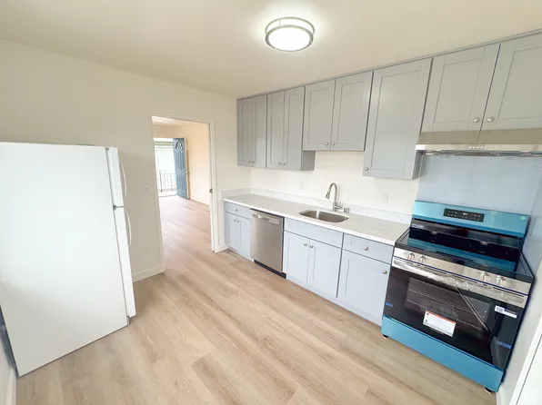 4802A Daisy St #2, Oakland, CA 94619