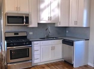 3357 N Southport Ave #4, Chicago, IL 60657