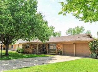 6908 Heritage Ln, Fort Worth, TX 76134