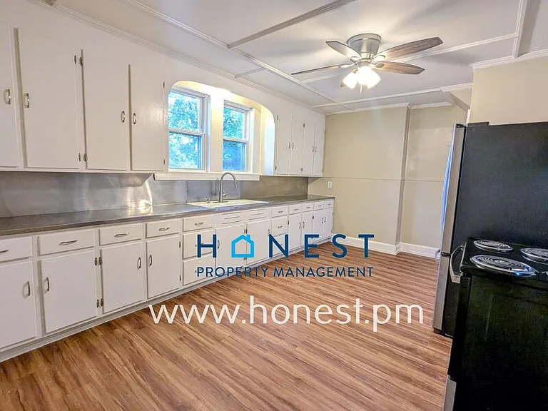 110 Silver St #1 — Photo 1