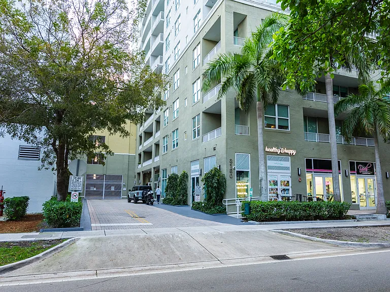 3180 Coral Way #1205 — Photo 28