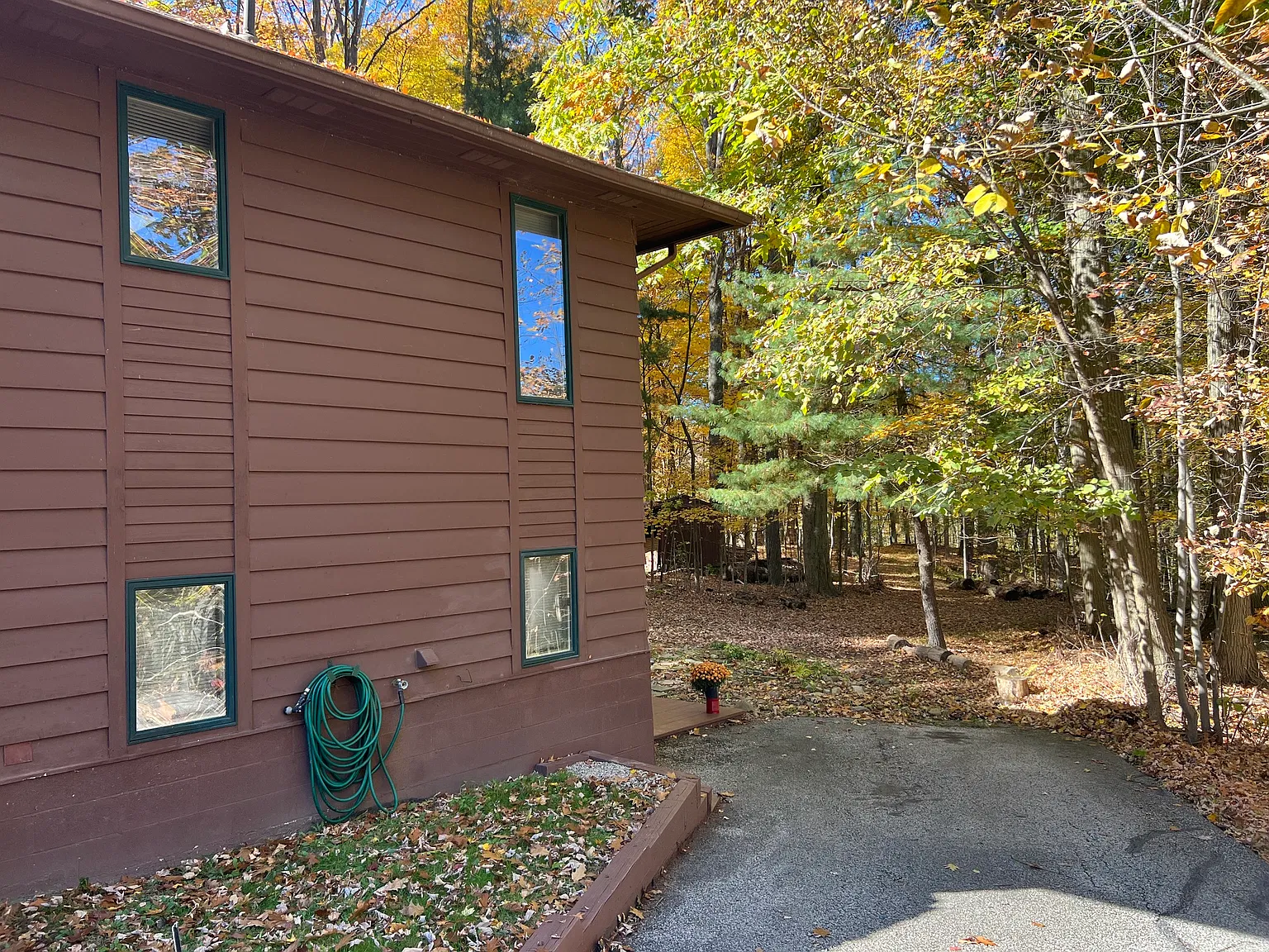 1 bed, 735 sqft, $1,800 — Photo 2