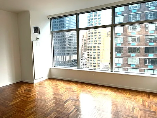 Rented by Starts New York Realty LLC | media 7