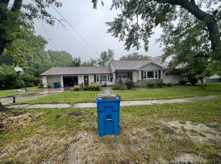 222 N Walnut St, Milford, IL 60953