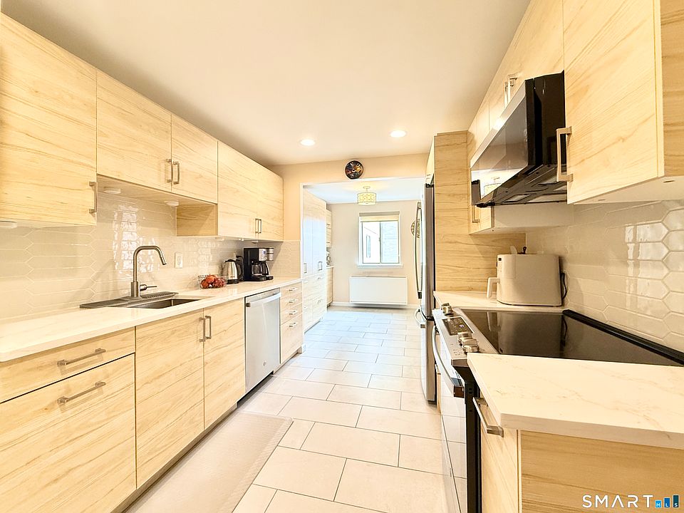1st image of 143 Hoyt Street #1N