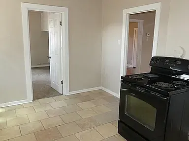 3 bed, 1080 sqft, $1,400 — Photo 3