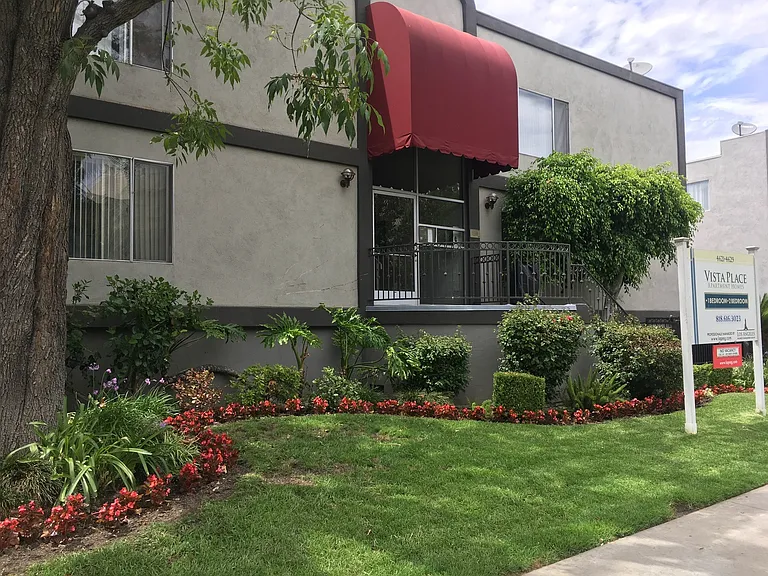 4621-4629 Vista Del Monte Ave. — Photo 2