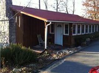 100 Cane Creek Cir, Stewart, TN 37175