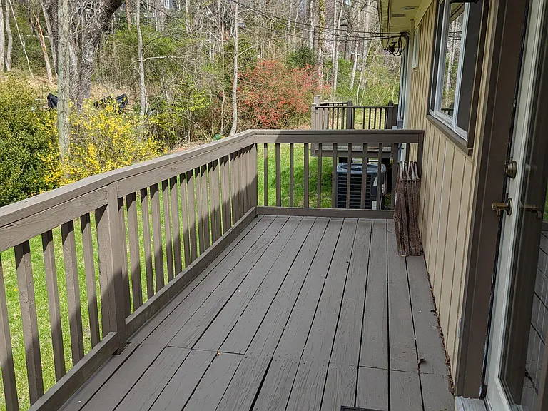 112 Owenby Ln — Photo 21