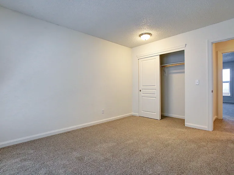 Ironwood Apartments — Photo 21