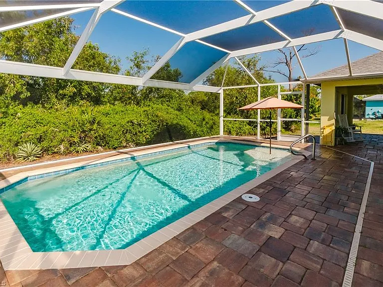 11693 Oakland Dr — Photo 35