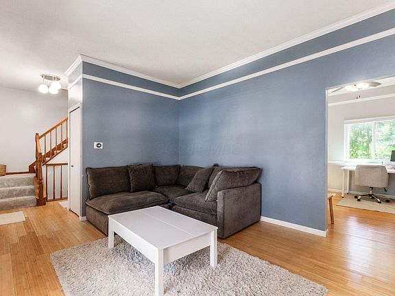 4th image of 7984 Schoolside Dr