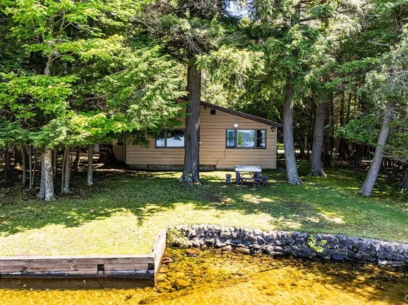 88 State Route 28, Inlet, NY 13360