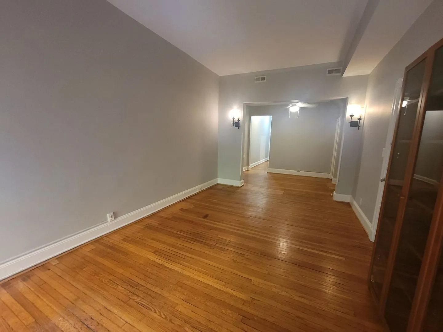 3045 St Paul St — Photo 3