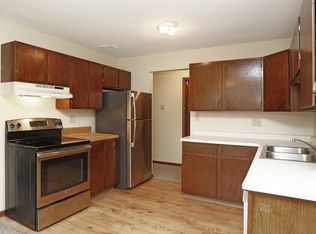 1185 Main St S #106, Cambridge, MN 55008