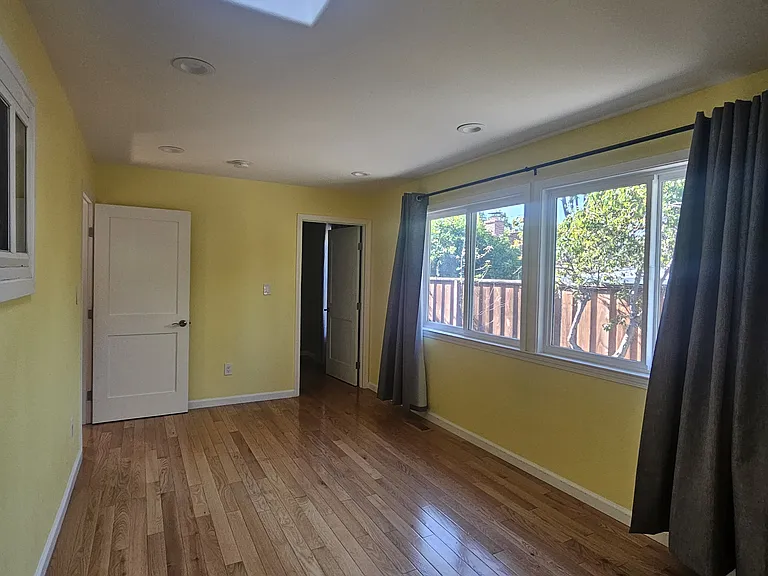 1137 W Knickerbocker Dr — Photo 28