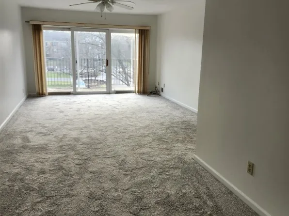 75 Atterbury Blvd, Hudson, OH