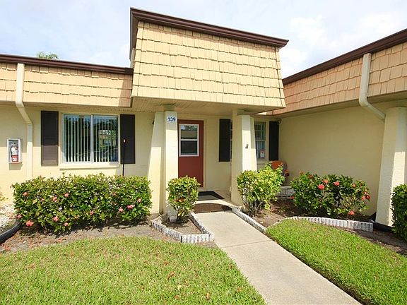 3rd image of 139 Brittany Ct