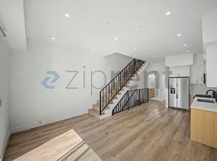 5230 1/2 Tilden Ave, Van Nuys, CA 91401