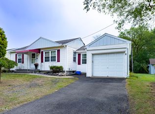 9 Moch Ter, Rensselaer, NY 12144